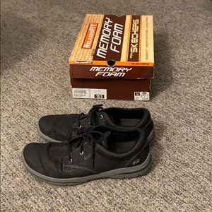 Sketchers sneakers men’s size 10.5